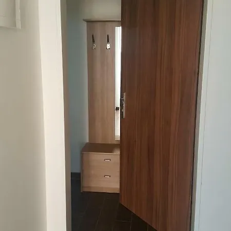 Krenova 12