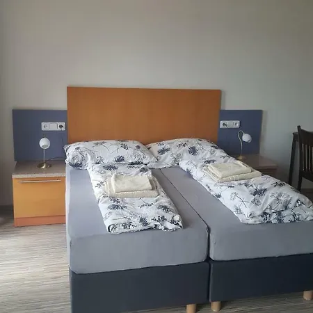 Krenova 12